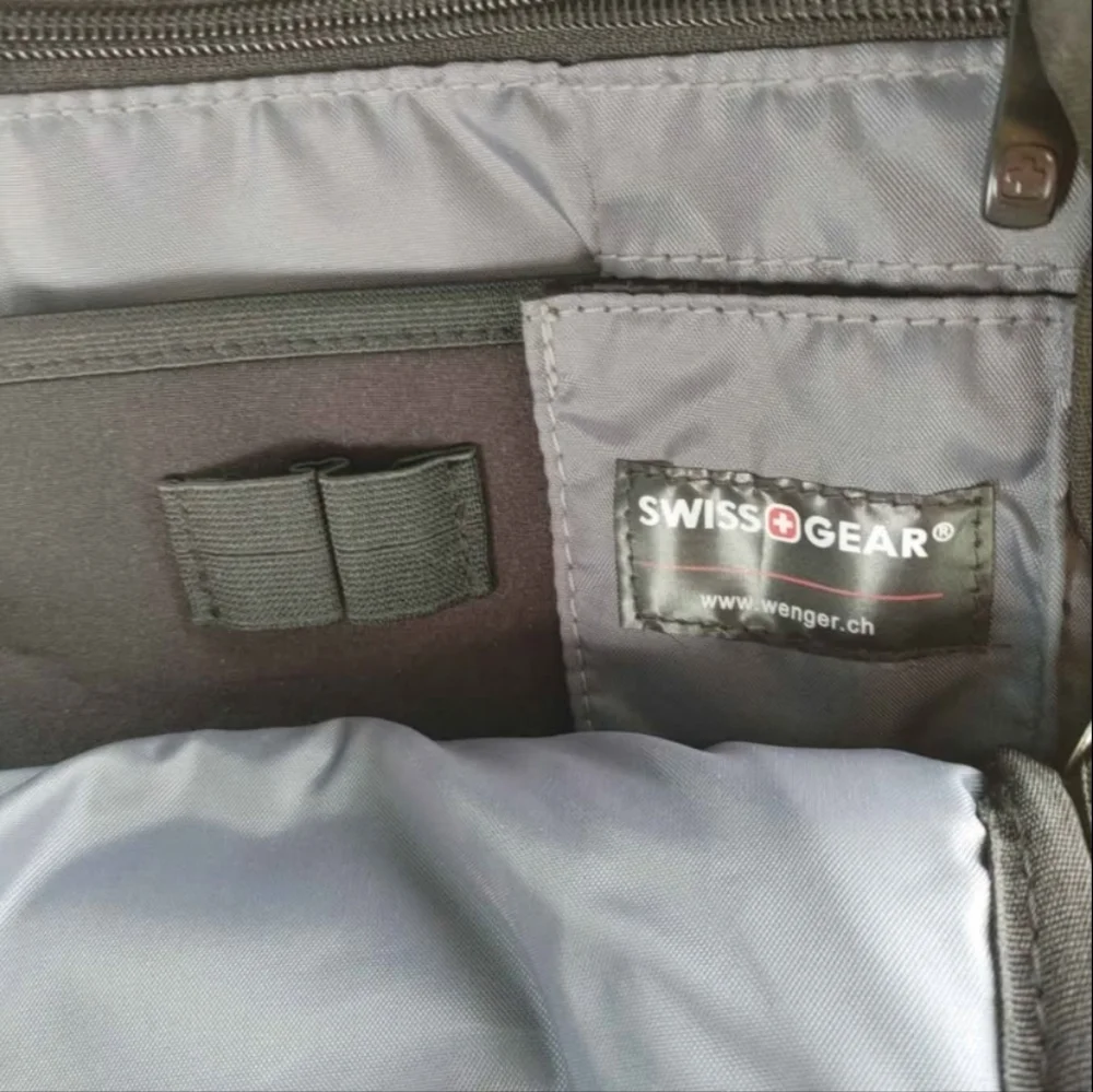 SwissGear Black and Gray Sporty Backpack with Modern Design, NWOT